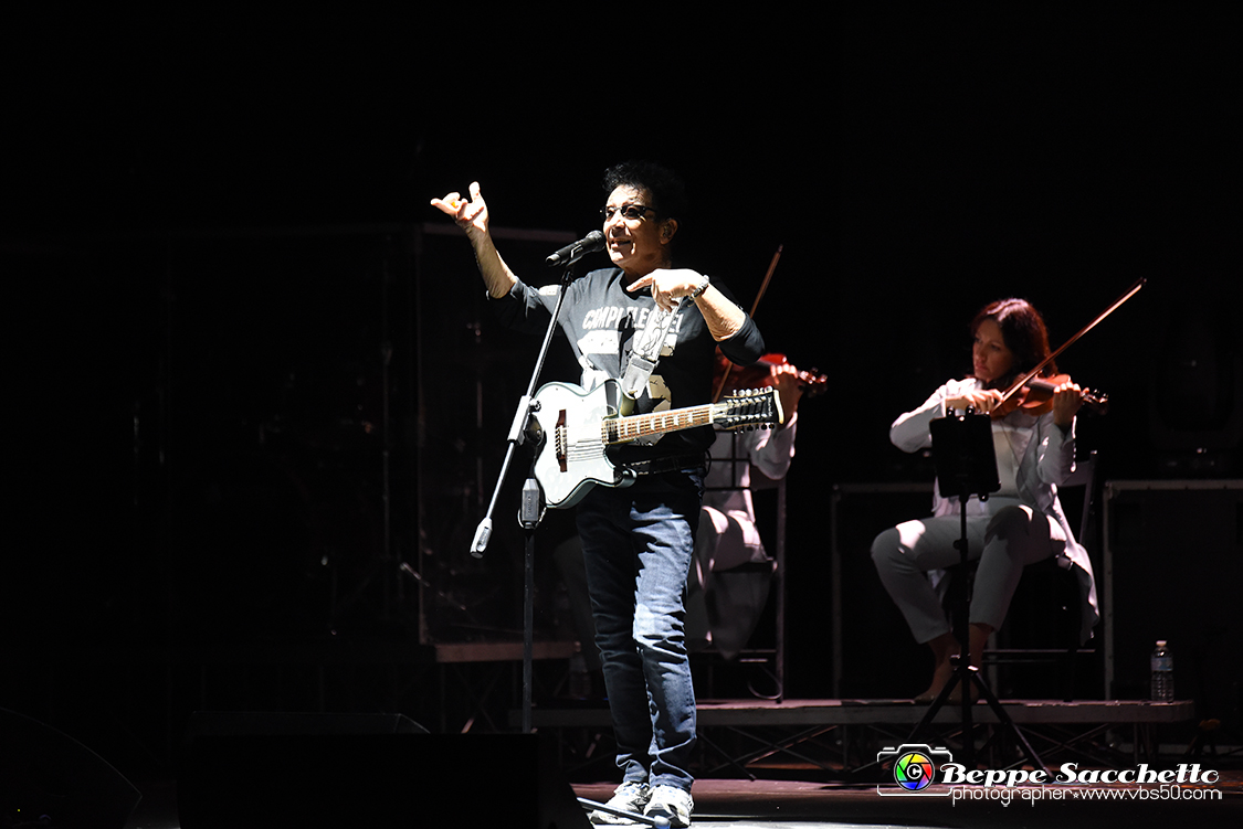 VBS_3911 - Concerto Edoardo Bennato - Peter Pan Rock 'n' Roll Tour.jpg